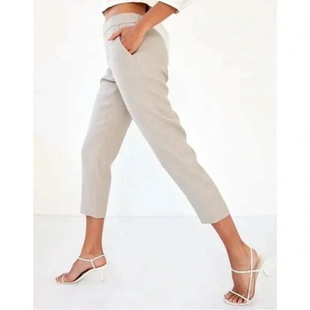 Babaton Aritzia Tan Conan Linen Trouser‎ Pants Cropped Tapered Size 8